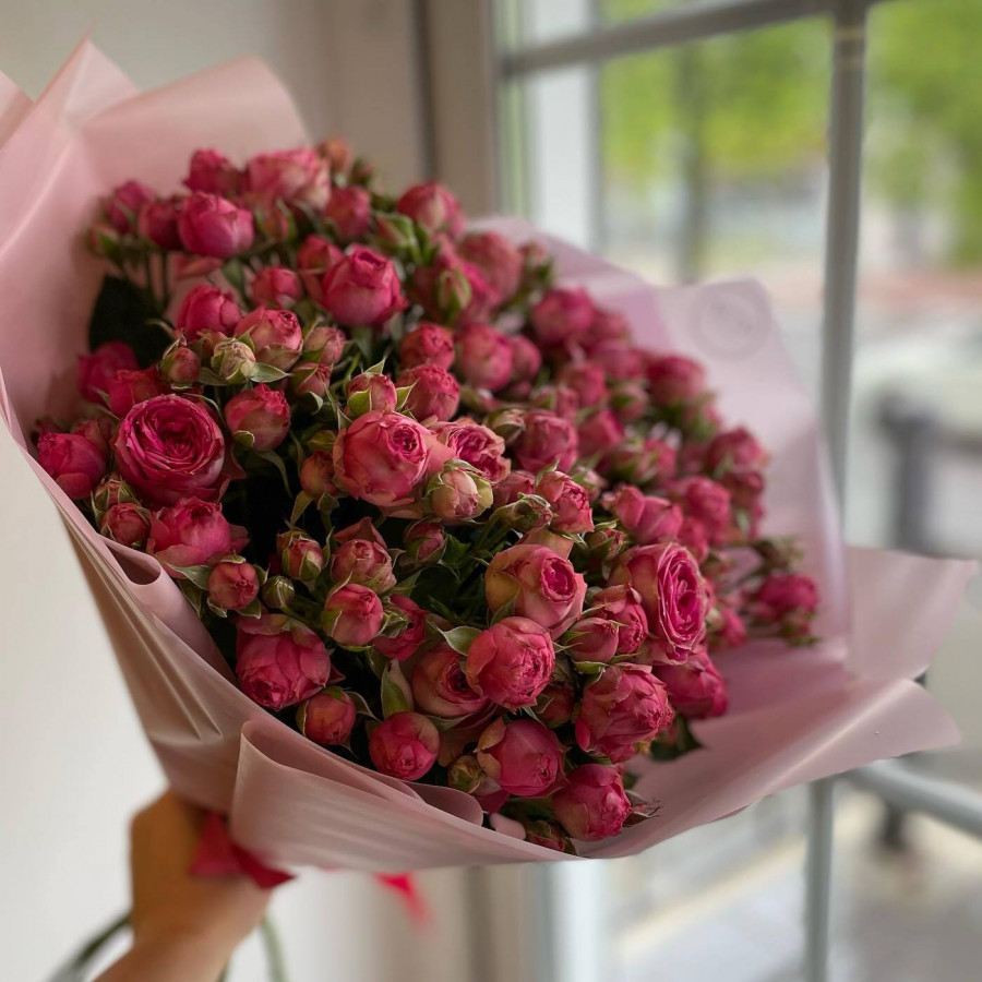 Монобукет из розовой кустовой розы - фото 2